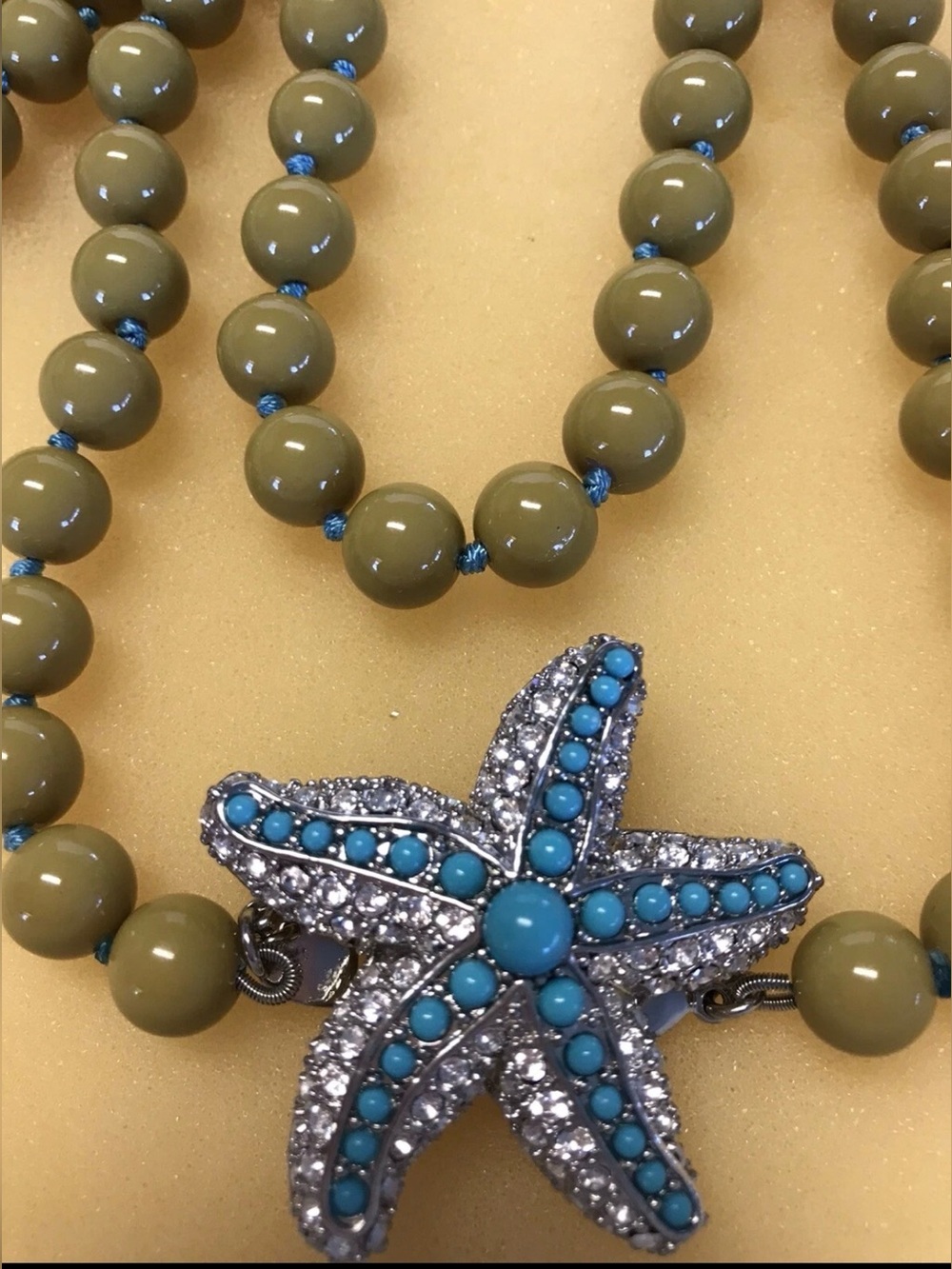 Stella & Dot RETIRED Palm LaCoco Beaded Necklace W/Detachable Starfish Brooch - Picture 3 of 10